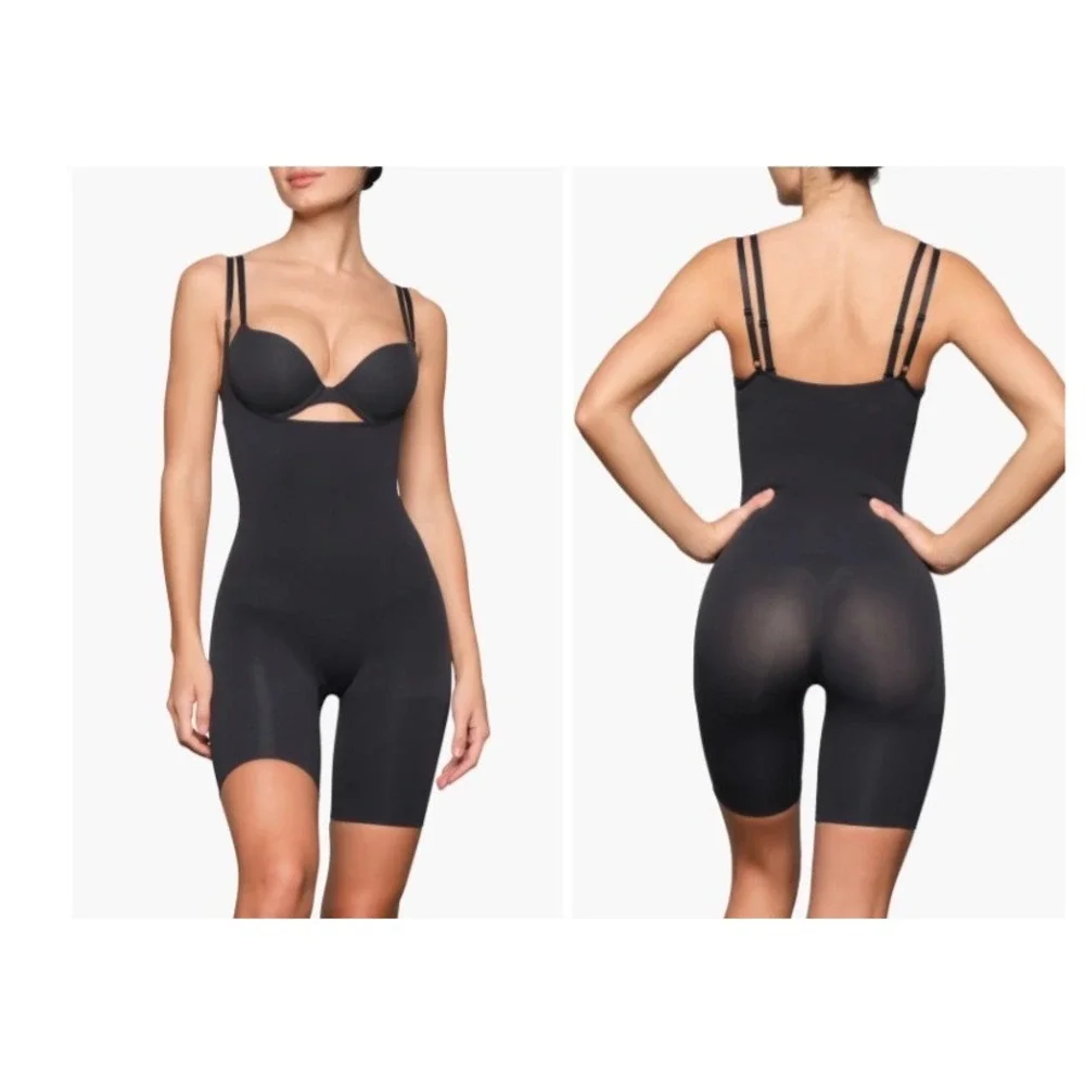 SKIMS Butt Enhancing Open Bust Bodysuit Onyx Black BD-ONS-5940W Womens‎ XL New